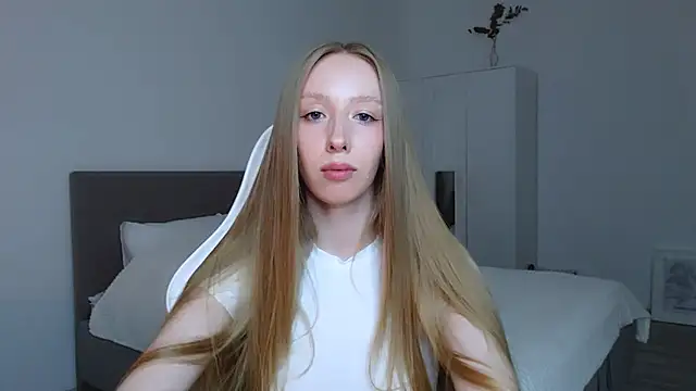 Luna insniity online show from September 17, 8:18 pm