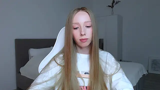 Luna insniity online show from October 12, 8:55 pm