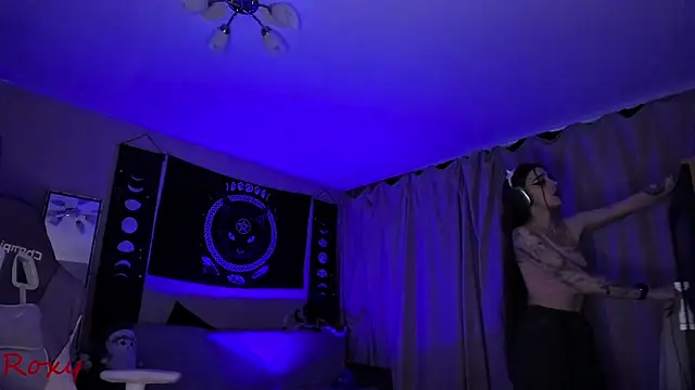 wet dream  online show from April 16, 1:11 pm