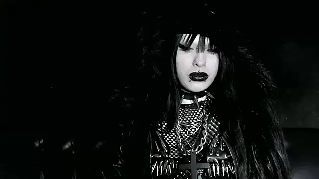 XXIOUX online show from March 20, 7:30 pm