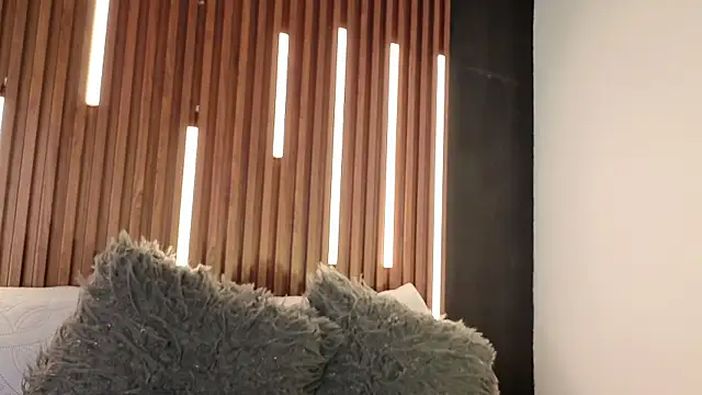 IbethMoon online show from September 13, 7:22 pm