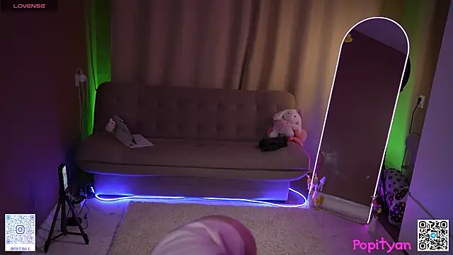 popityan1 online show from April 19, 7:08 am