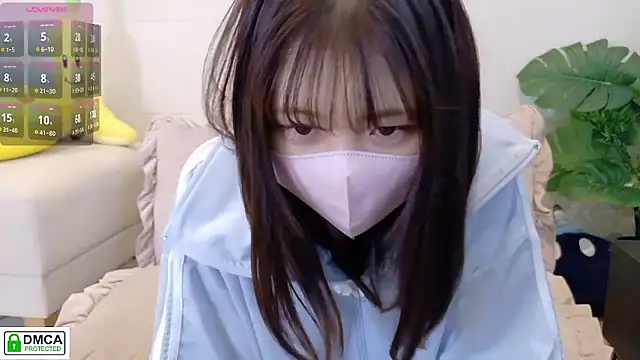 SUZU  online show from April 4, 10:08 pm