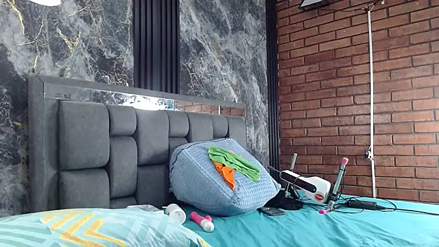 Couple Gold69 online show from April 11, 9:02 am