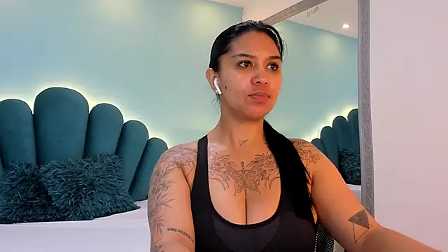 sharlott18 online show from January 13, 12:53 pm