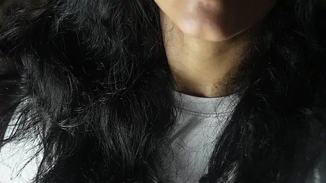 -AyeshaSinghania- online show from May 8, 4:10 pm