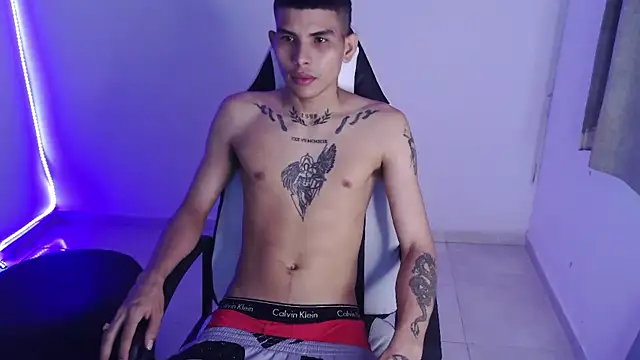 hot king20 online show from December 14, 9:31 pm