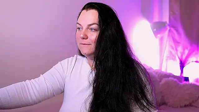 ameliaminkx online show from December 5, 4:45 am