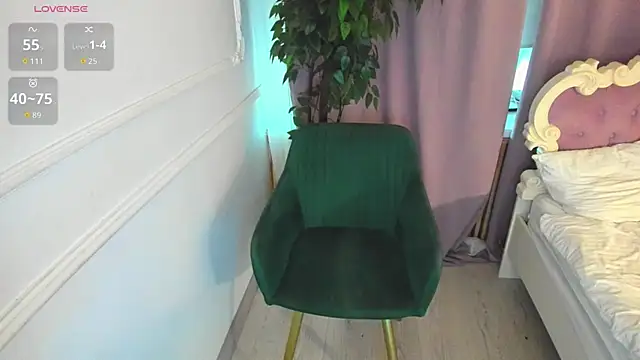 Lily Marlin online show from October 19, 5:42 am