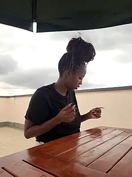 CurvyGlass online show from October 8, 6:07 am