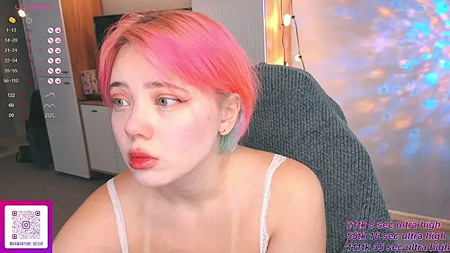   KawaiiYuki   online show from September 28, 4:52 am