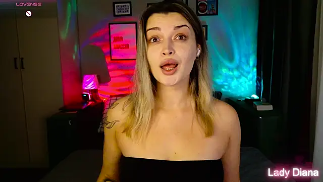 LancasterLady online show from November 14, 1:44 pm