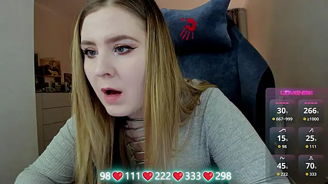 Olivia Munk online show from February 15, 7:51 am