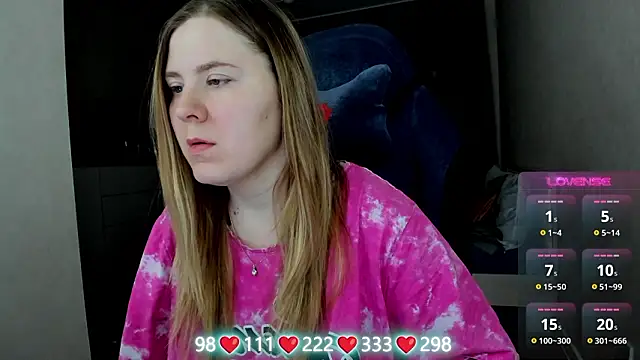 Olivia Munk online show from March 14, 4:13 am