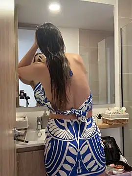 AnnaCastillo  online show from December 22, 8:45 pm