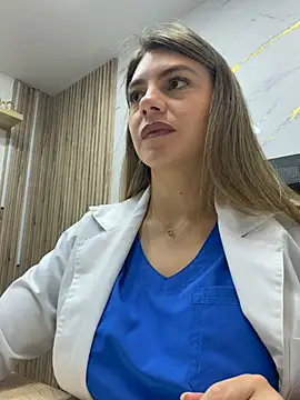 alicee16 online show from January 31, 9:13 pm