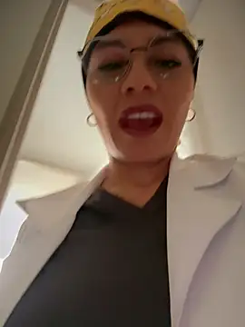 alicee16 online show from April 2, 8:39 pm