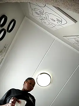 Neelo-Smith online show from November 1, 5:55 am