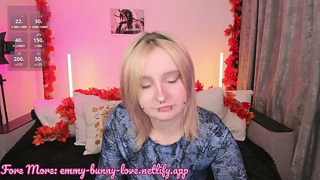 EmmyBunny online show from September 9, 3:45 pm