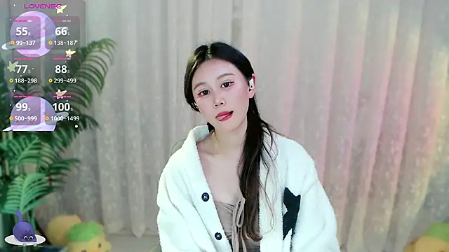 Aimee-520 online show from January 13, 7:03 am