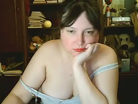 CarrieQPeach online show from March 25, 7:50 pm