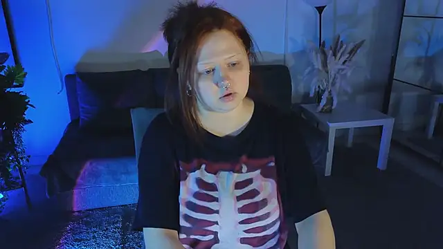 bitchofsun  online show from February 4, 4:43 pm