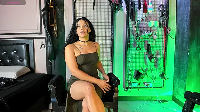 Twisted Fantasy online show from October 20, 5:54 am