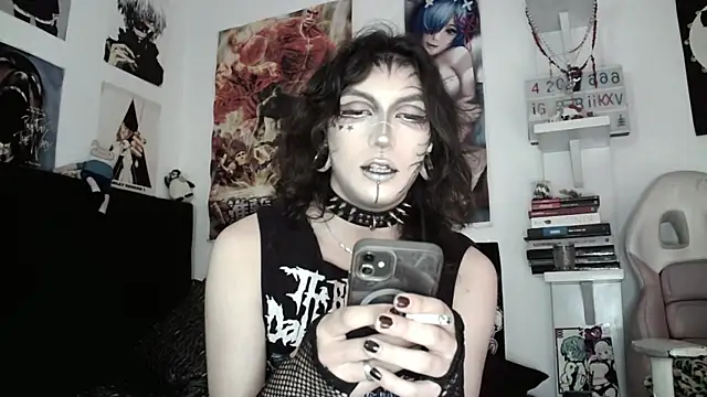 kiiler queen online show from June 2, 6:42 pm