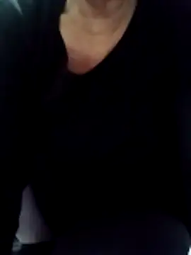 Impression222 online show from October 23, 3:51 pm