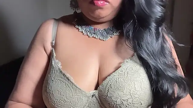 soniasharma0223 online show from May 8, 12:14 am