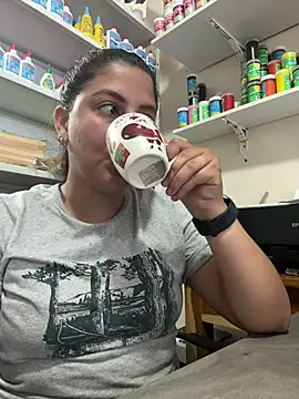 valelo online show from January 13, 8:02 pm