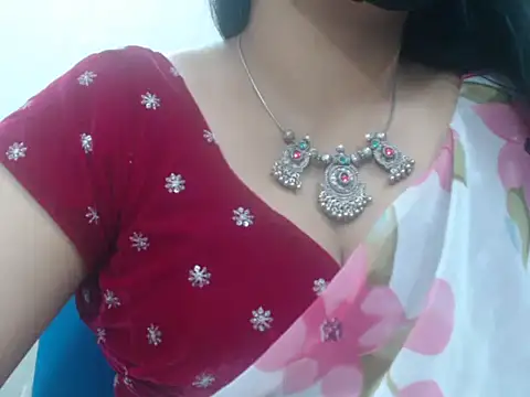 Lovely Siri 23 online show from July 13, 6:19 pm