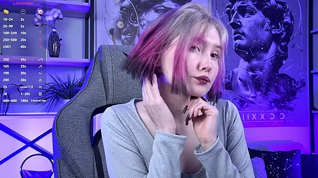 ReiYosimoto online show from April 9, 4:45 pm