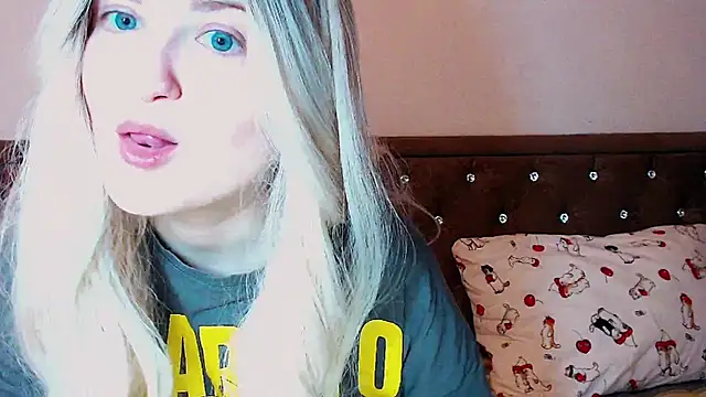 Sara4uu online show from October 16, 11:40 pm