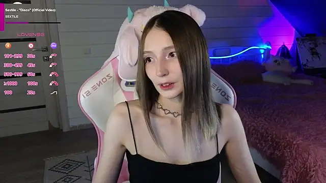 evierosen online show from June 9, 9:36 pm