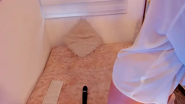 Gypsie velvet1 online show from March 25, 10:23 pm