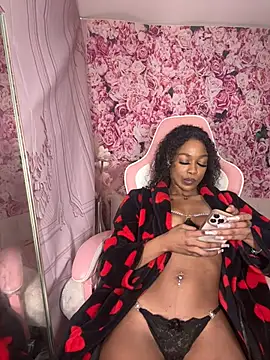 mismialove online show from April 21, 7:26 am